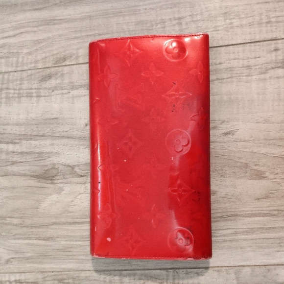 Louis Vuitton Vernis Porte Trevor International Wallet RED - Picture 2 of 14